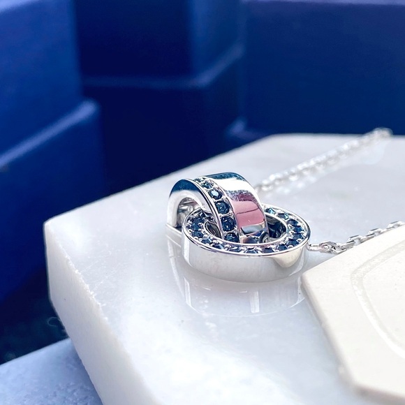 Swarovski Blue “Hollow Interlocking Hoop” Pendant Necklace - Picture 9 of 16